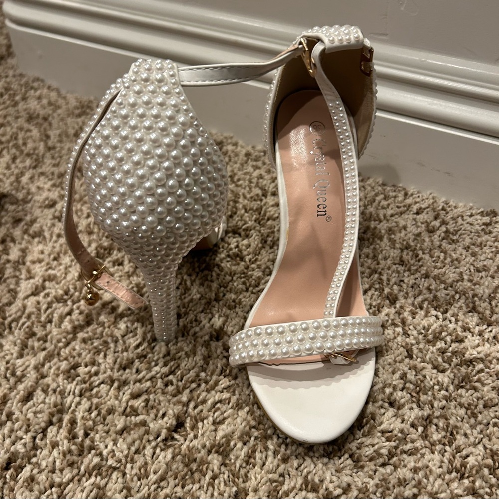 Crystal Queen White Pearl-Adorned Heels